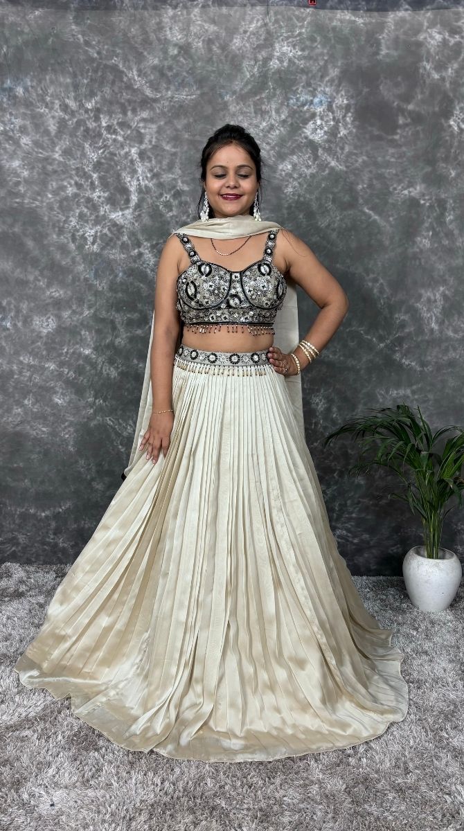 Nari Nirvana Lehenga